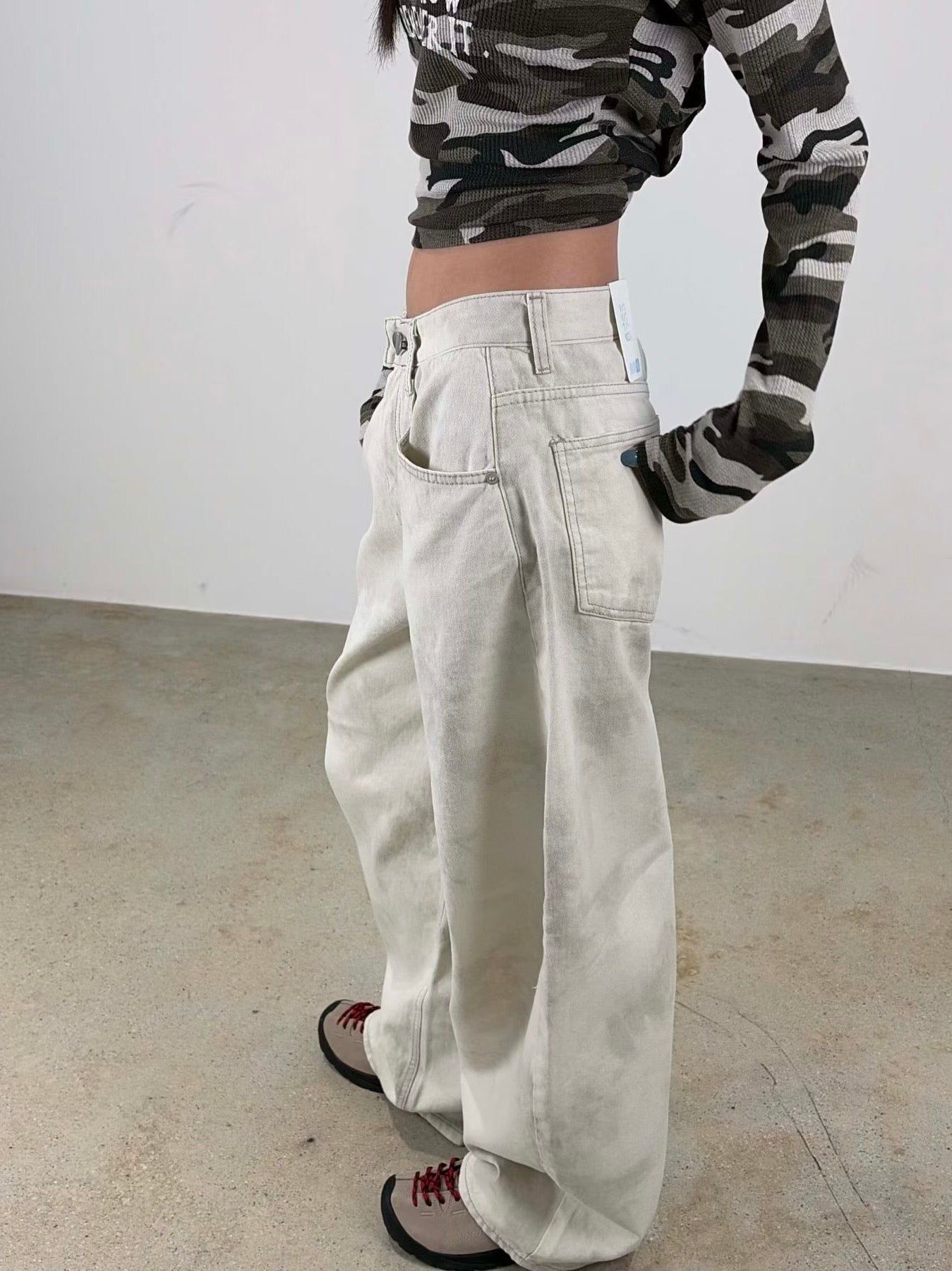 雲彩印花寬鬆版牛仔褲