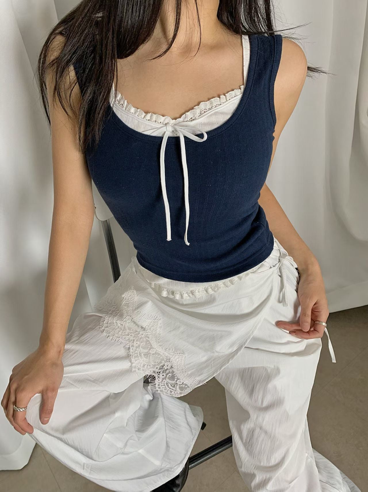 蕾絲邊撞色吊帶背心兩件套