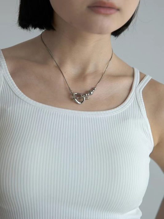 簡約環扣鎖骨鏈