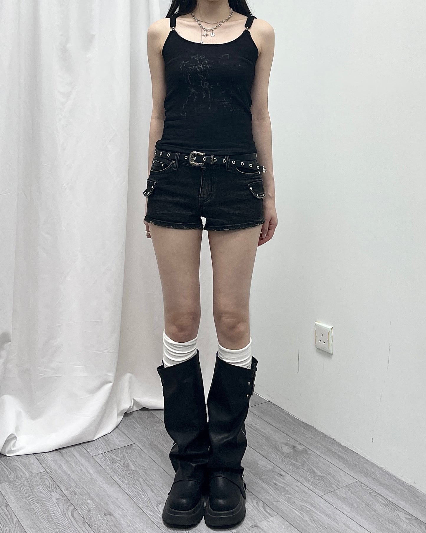 假口袋短牛仔褲