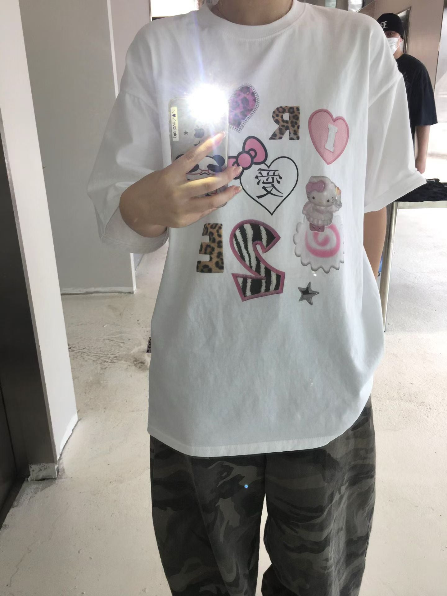原宿風卡通圖案寬鬆Tee