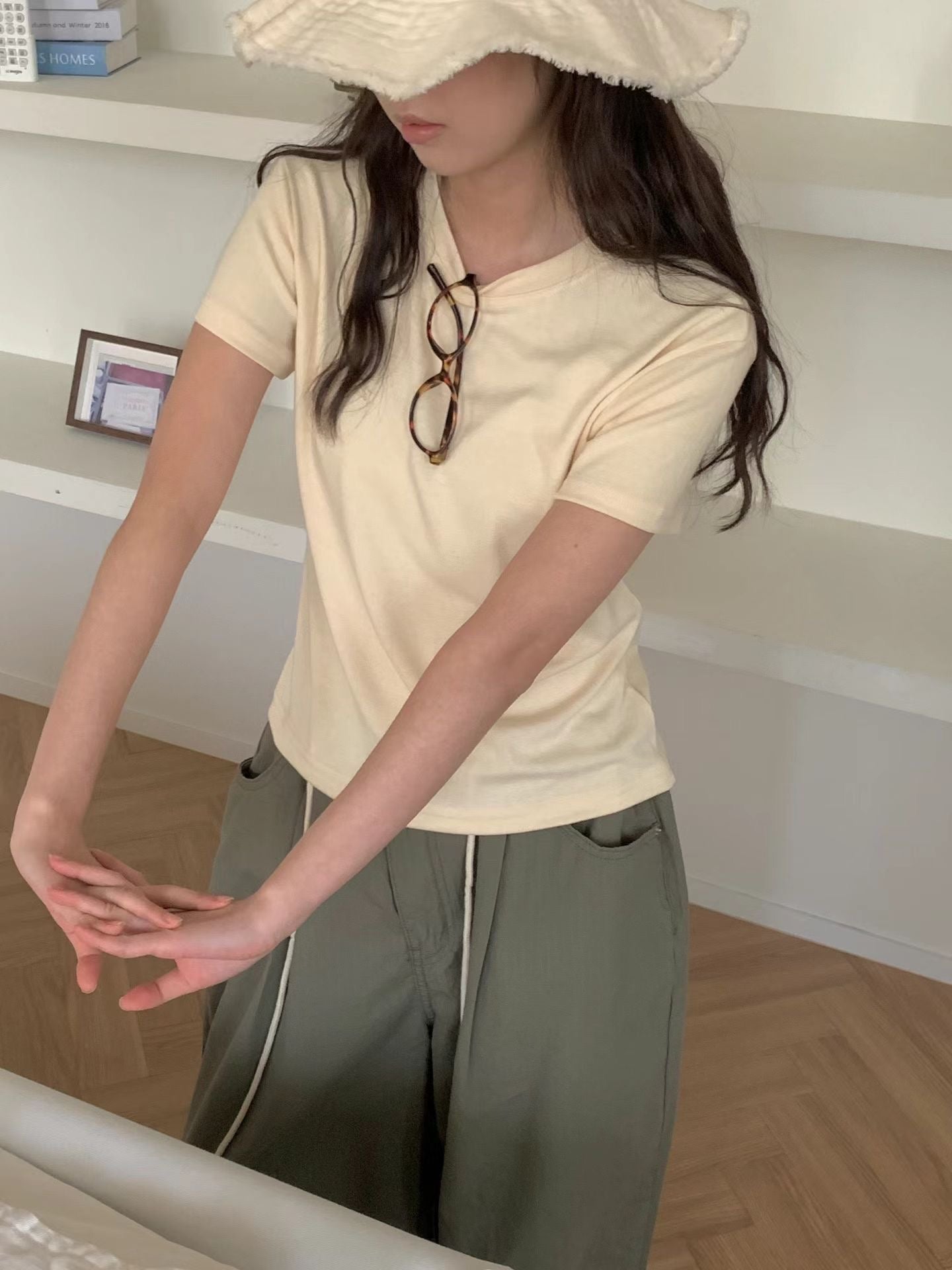 圓領純色短袖Tee