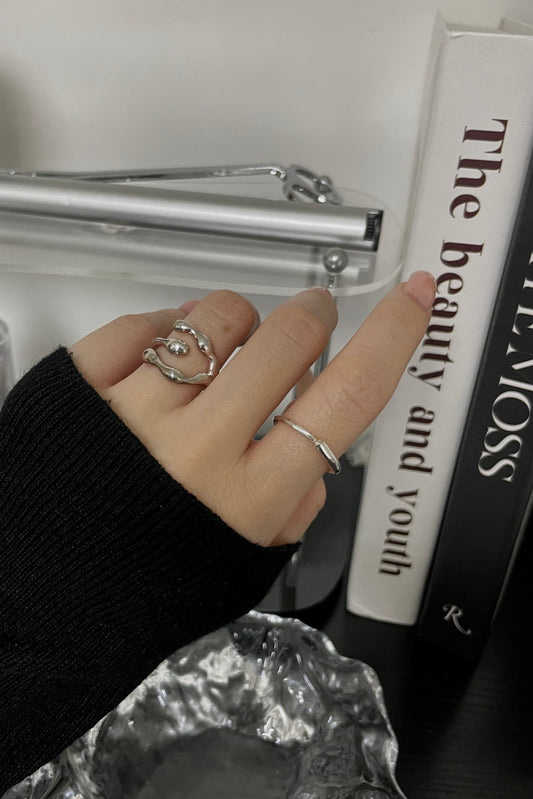 不規則線條鏤空戒指