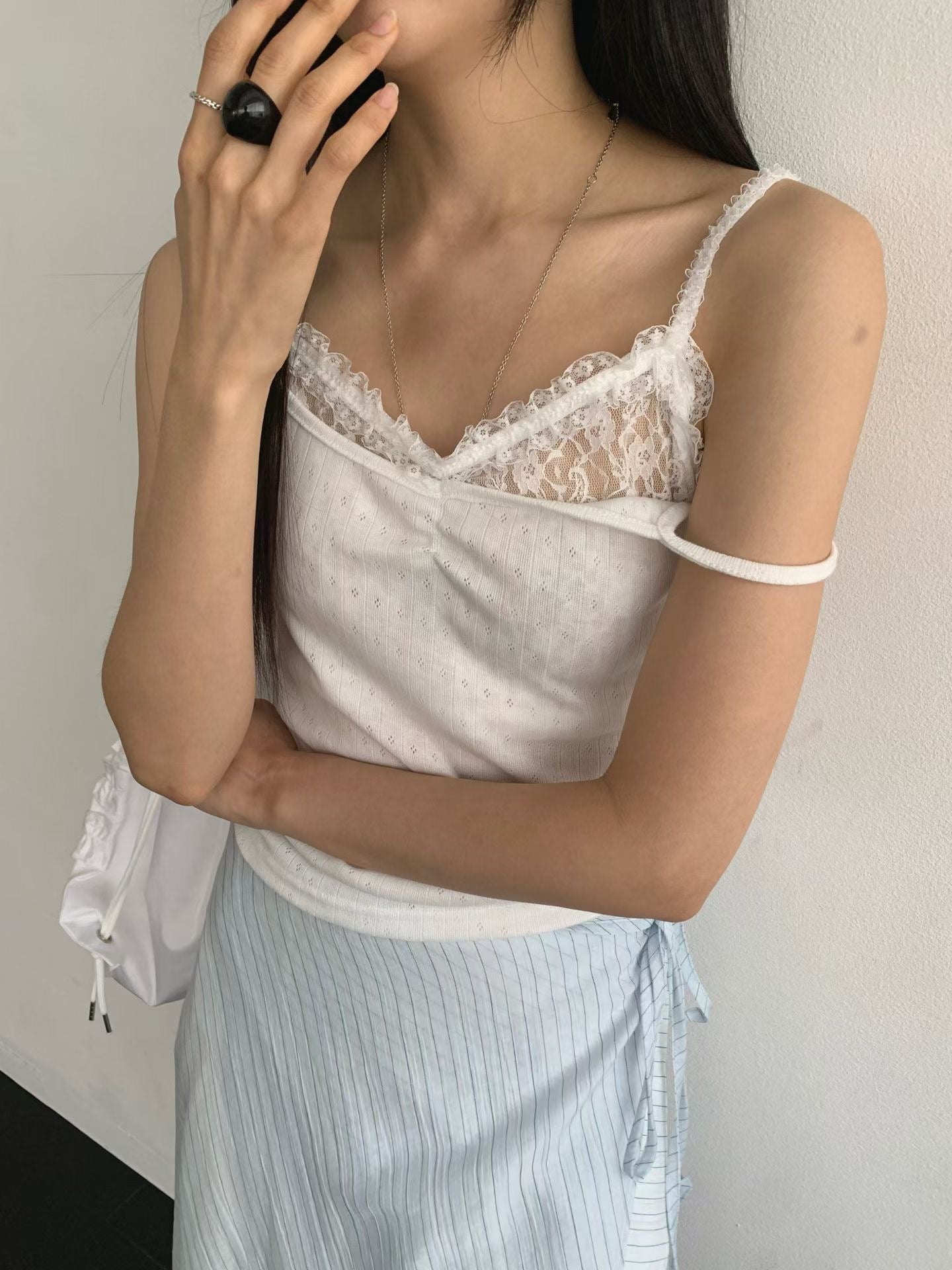 蕾絲內搭假兩件吊帶