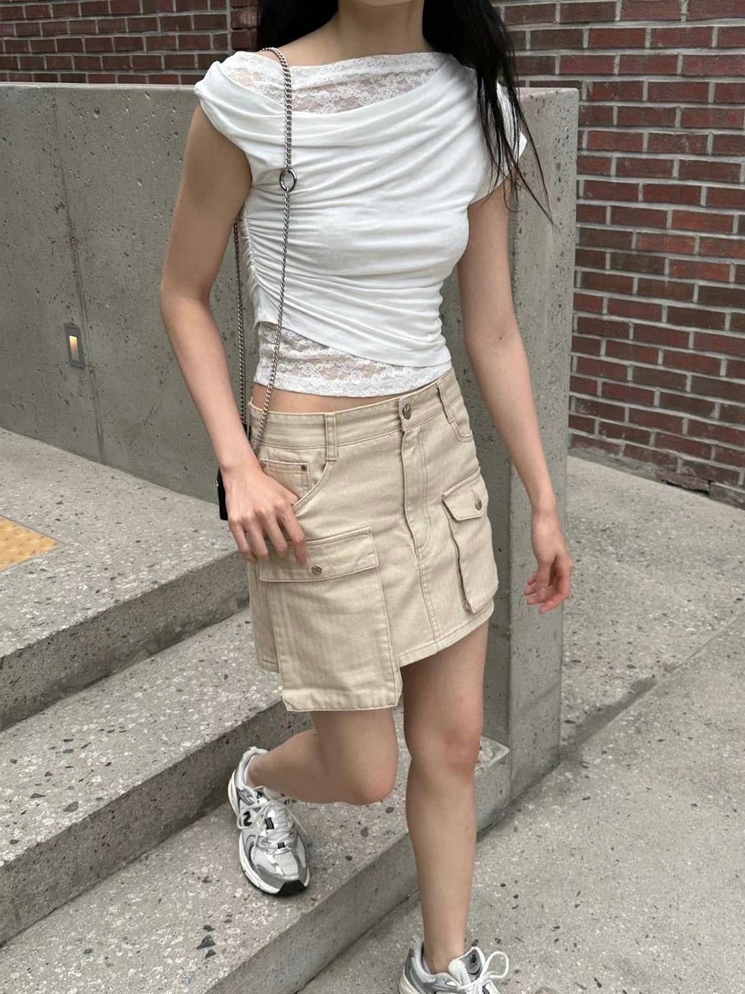 假兩件蕾絲斜肩上衣
