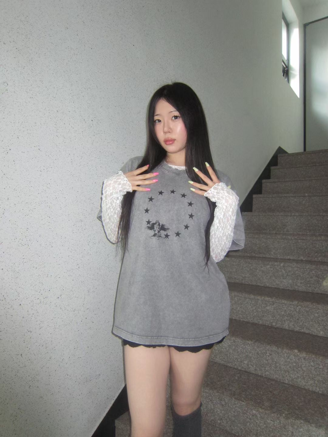星星圖案印花做舊T 恤
